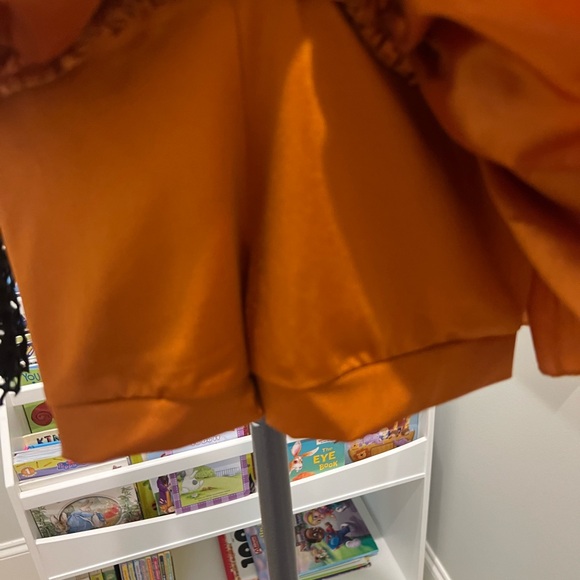 Dance Costume - Picture 3 of 8